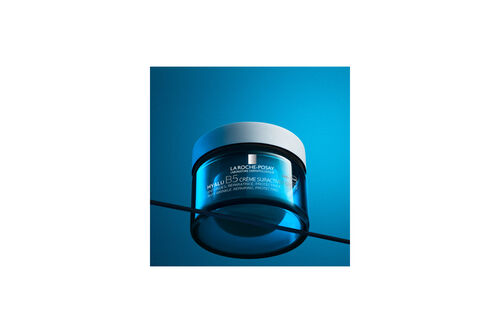 Hyalu B5 Cr&egrave;me Suractiv&eacute;e Recharge SPF30 - Mela B3 et Hyalu B5 | L'Or&eacute;al Dermatological Beauty Partner Shop