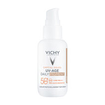 Capital Soleil UV-Age Daily teinte Medium Fluide SPF50+ - Typologie | L'Or&eacute;al Dermatological Beauty Partner Shop