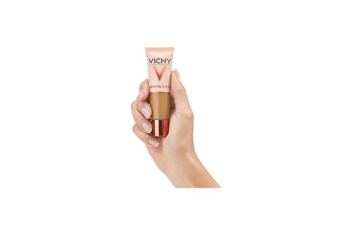 Minéralblend Fond de teint hydratant - Teinte 09 AGATE - Maquillage | L'Oréal Dermatological Beauty Partner Shop